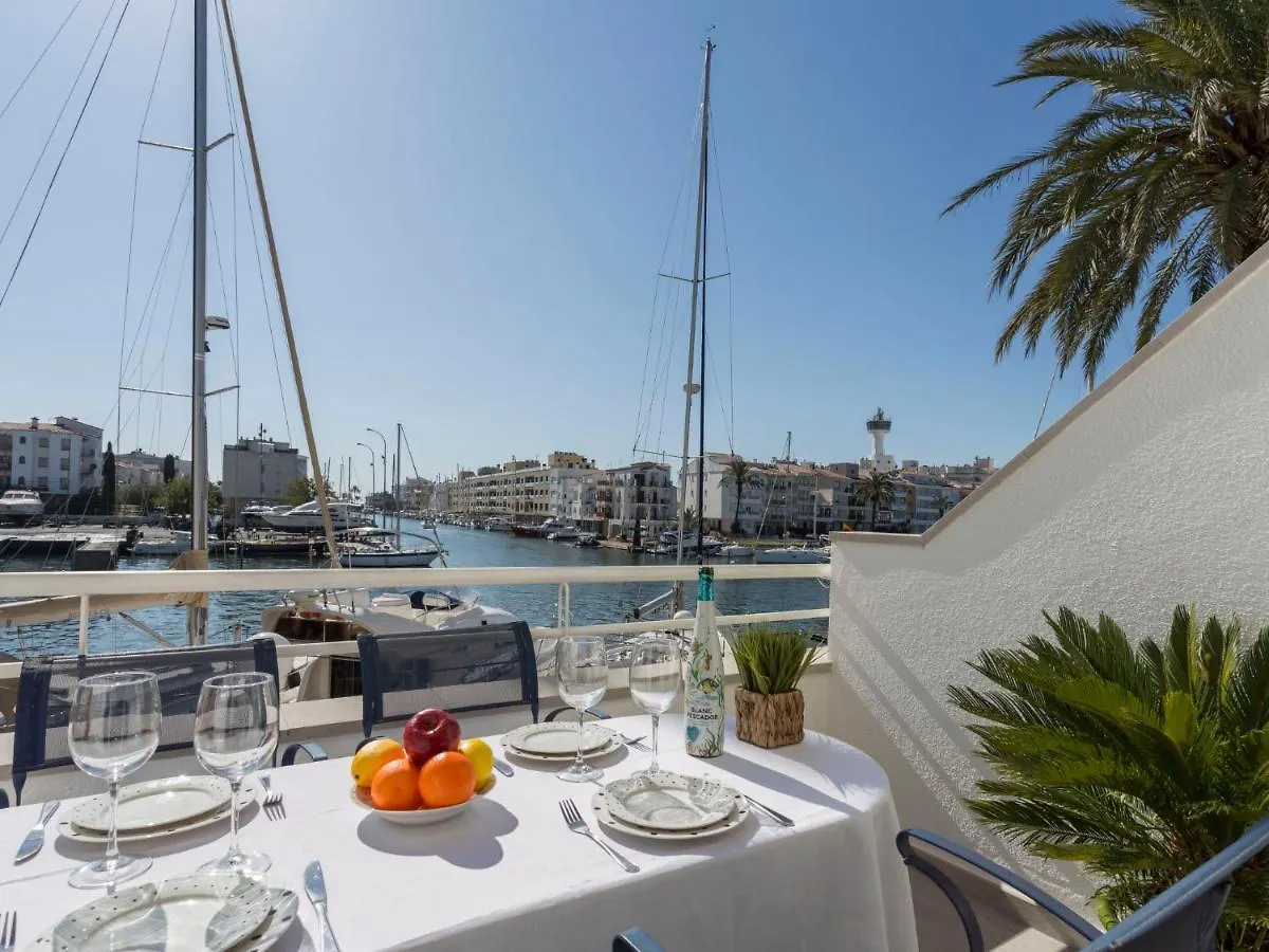 Apartment Port Rhodes Empuriabrava
