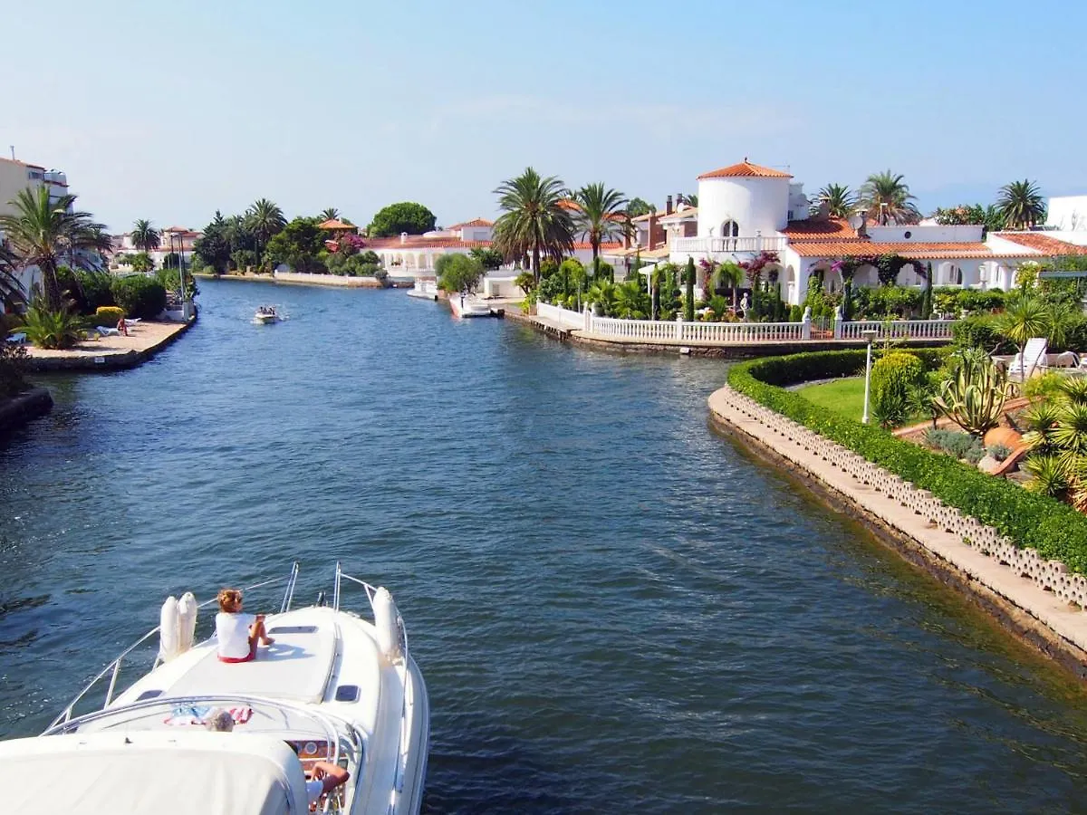 Apartment Port Rhodes Empuriabrava Espagne